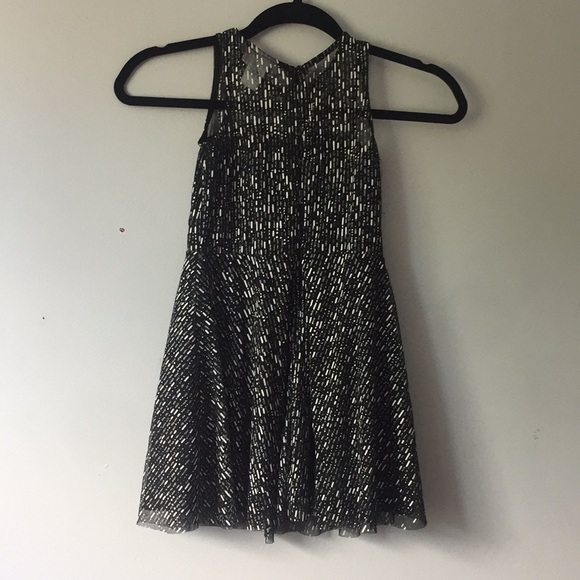 Girls size 7 fancy dress - Picture 4 of 4